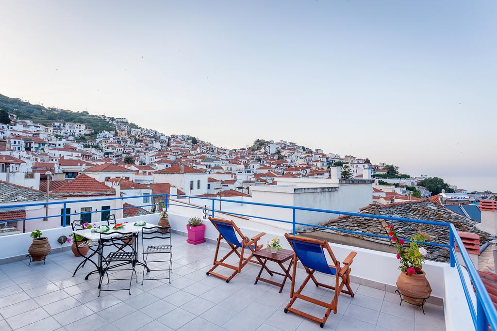 Aggela Guesthouse Skopelos Buitenkant foto